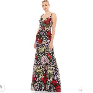 FLORAL EMBROIDERED LACE SWEETHEART GOWN Size 0 COLOR — Black Multi New With Tags